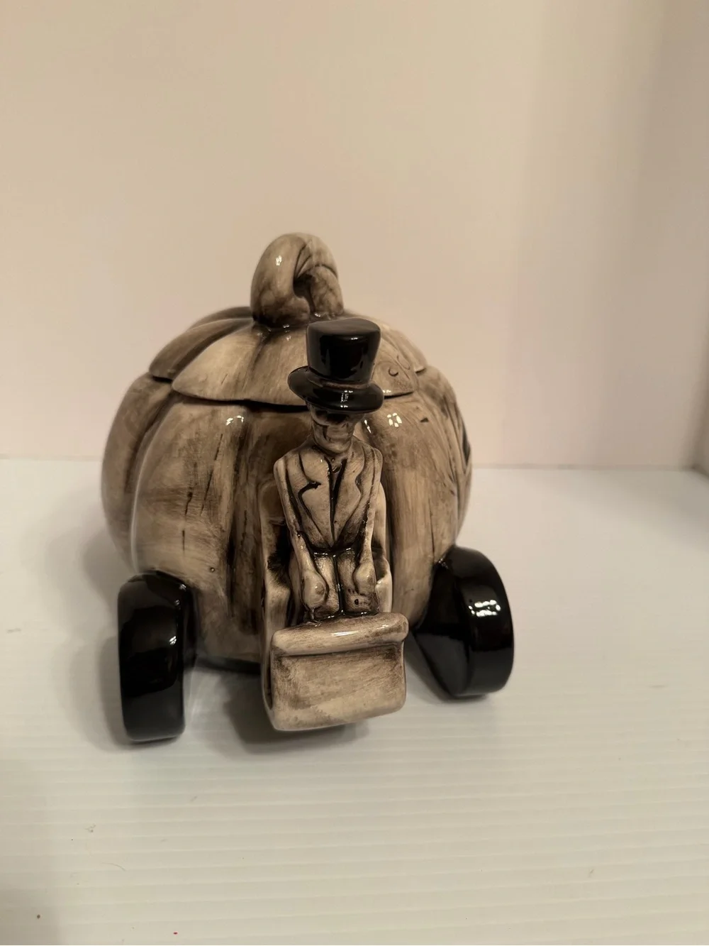 10 Strawberry St. Gray Halloween Stagecoach With Skeleton Cookie/Candy Jar NWT